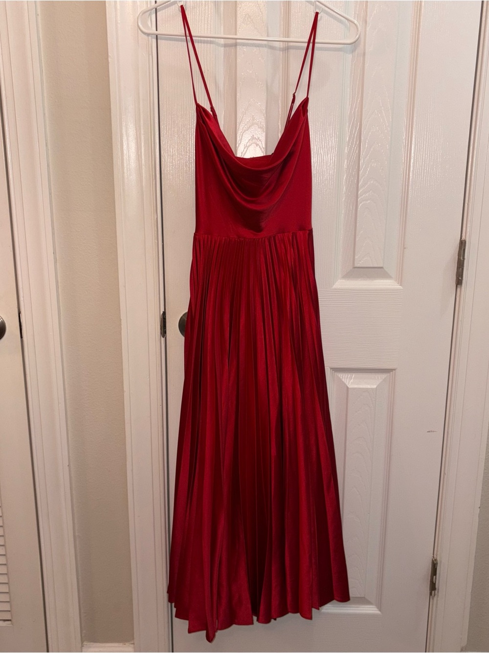 Laundry By Shelli Segal Red Cowl Neck Pleated Maxi Dress